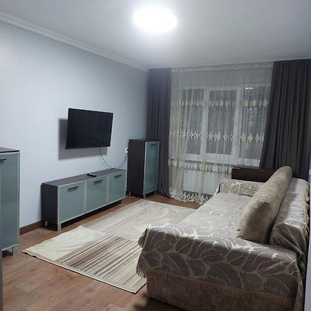 Квартира/ апартаменты Алма Ата Екстериор снимка